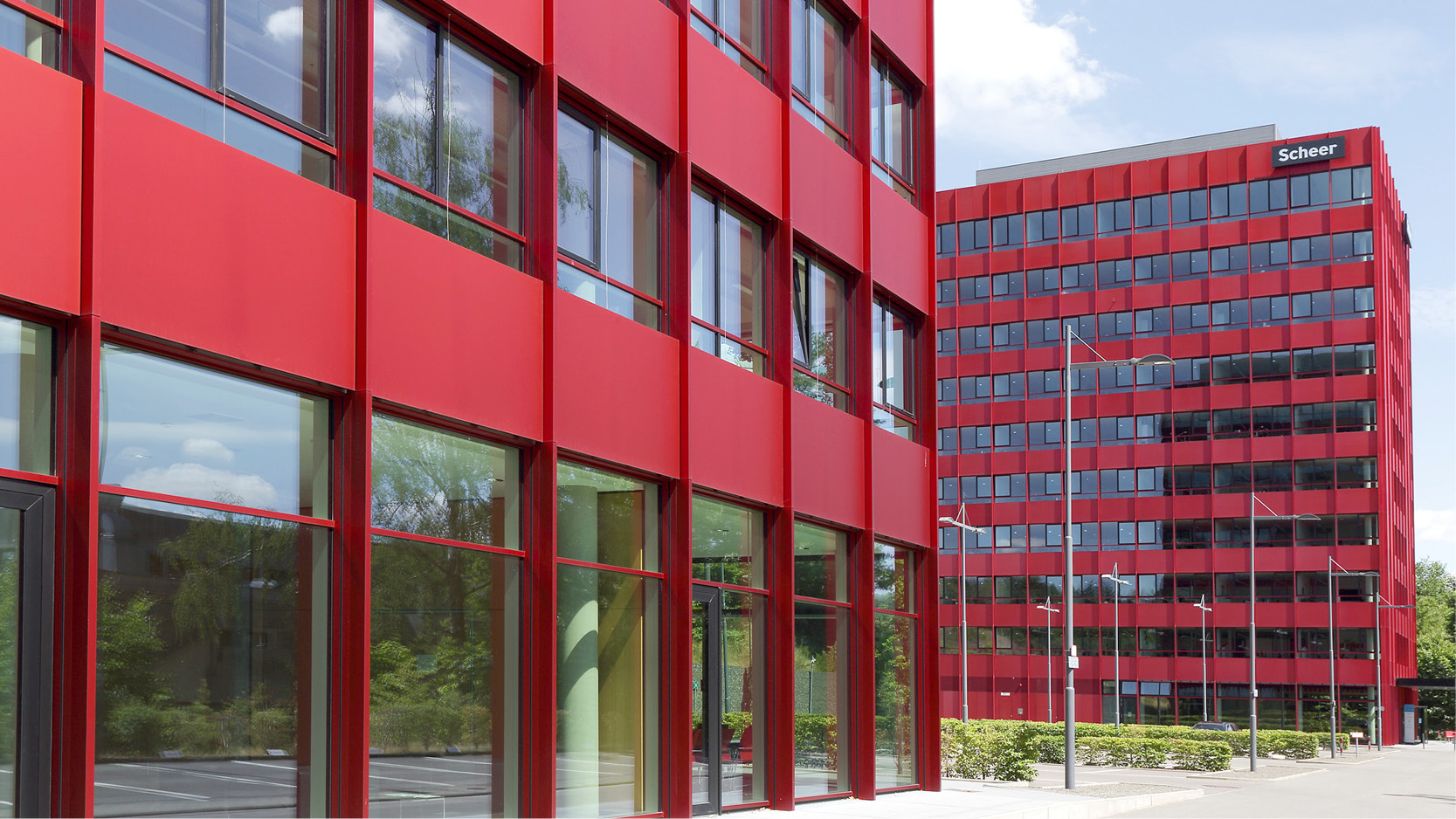 Foto der Scheer Tower auf Scheer Campus im Saarland